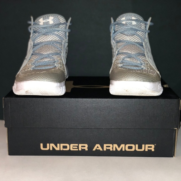 UnderArmor Torch Fade Basketball Shoes - Picture 3 of 3